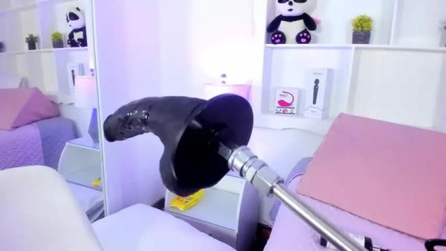 Image 11 of sophyruiz_ Stream on Chaturbate on 13 months ago