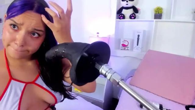 Image 12 of sophyruiz_ Stream on Chaturbate on 13 months ago