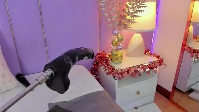 Image 2 of sophyruiz_ Stream on Chaturbate on 1 month ago