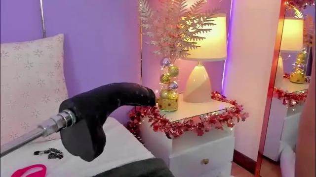 Image 10 of sophyruiz_ Stream on Chaturbate on 26 days ago