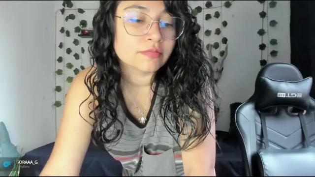 Image 3 of sora_green Stream on Chaturbate on 18 months ago