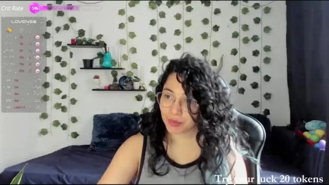 Image 4 of sora_green Stream on Chaturbate on 18 months ago