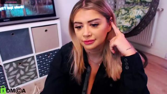 Thumbnail 1, sosox_'s Stream at Chaturbate, 20 months ago