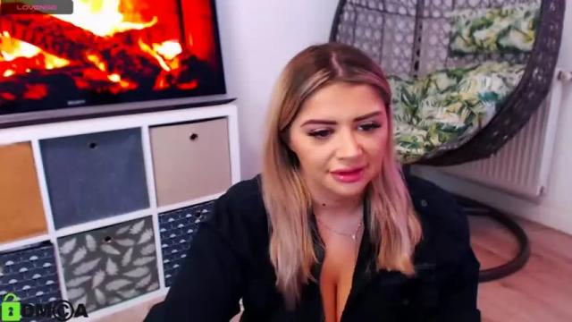 Image 4 of sosox_ Stream on Chaturbate on 20 months ago
