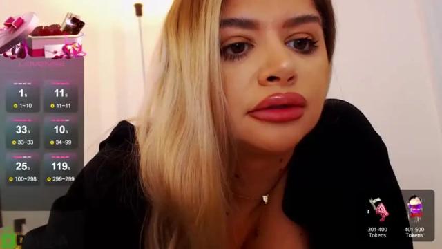 Image 7 of sosox_ Stream on Chaturbate on 16 months ago
