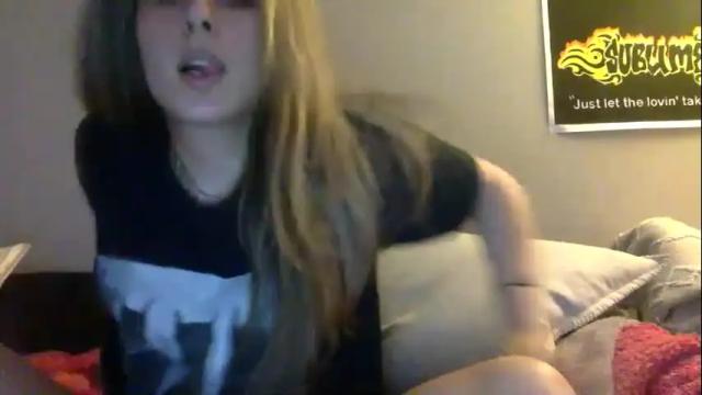Image 7 of sourmelonss Stream on Chaturbate on 13 months ago