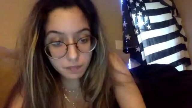 Image 7 of sourmelonss Stream on Chaturbate on 13 months ago