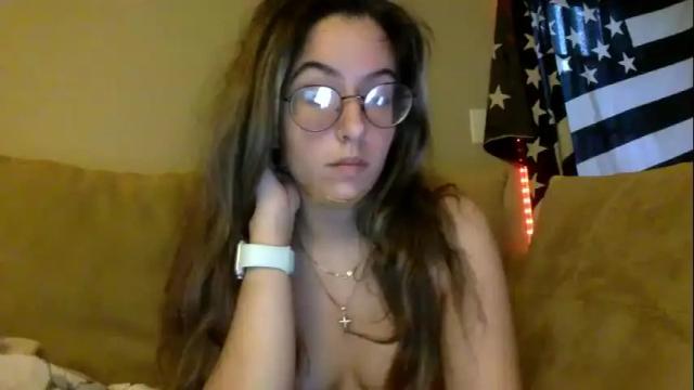 Image 8 of sourmelonss Stream on Chaturbate on 13 months ago