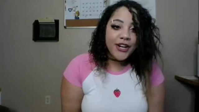 Thumbnail 2, sourpatch_squid420's Stream at Chaturbate, 19 months ago