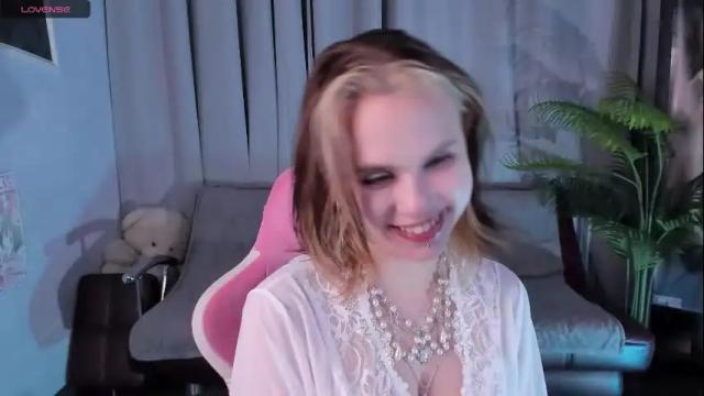 Image 8 of soursweett Stream on Chaturbate on 24 days ago