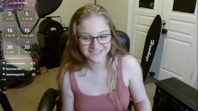Image 2 of southerbunny Stream on Chaturbate on 2 months ago