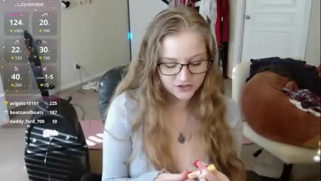 Image 3 of southerbunny Stream on Chaturbate on 1 month ago