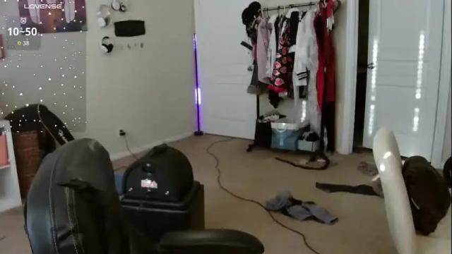 Image 4 of southerbunny Stream on Chaturbate on 1 month ago