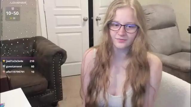 Image 11 of southerbunny Stream on Chaturbate on 24 days ago