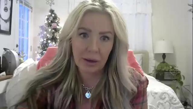 Image 10 of southernbarbii Stream on Chaturbate on 16 months ago