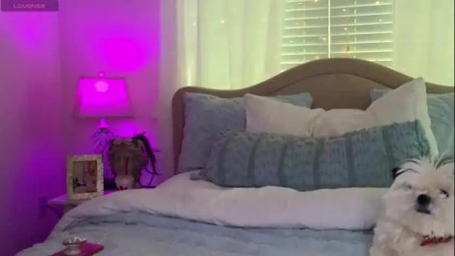 Image 6 of southernbarbii Stream on Chaturbate on 18 days ago