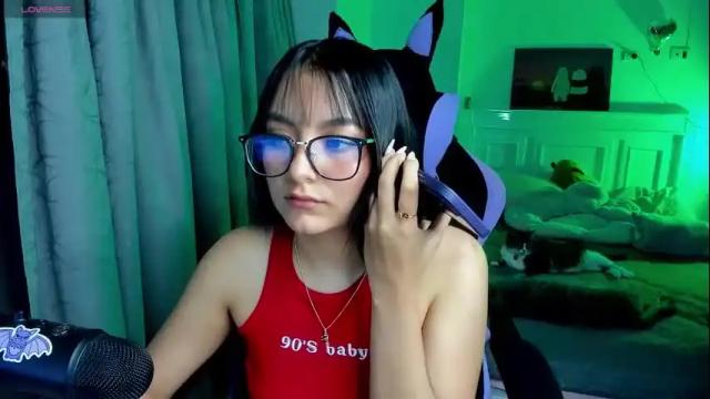 Image 12 of soy___lili Stream on Chaturbate on 28 days ago