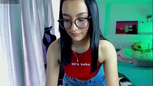 Image 6 of soy___lili Stream on Chaturbate on 11 days ago