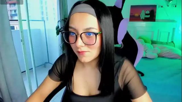 Image 2 of soy___lili Stream on Chaturbate on 7 days ago