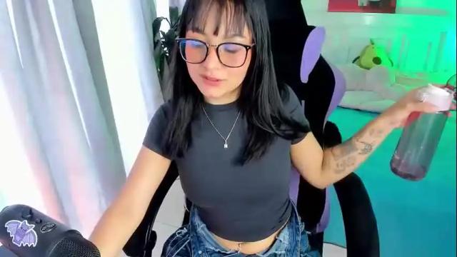Image 10 of soy___lili Stream on Chaturbate on 2 months ago