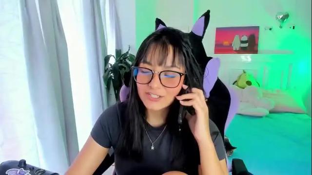 Image 2 of soy___lili Stream on Chaturbate on 2 months ago