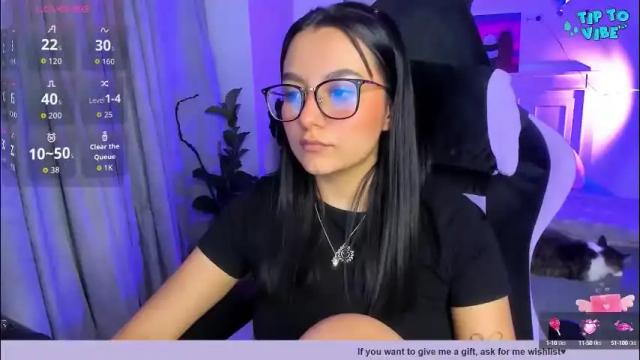 Image 12 of soy___lili Stream on Chaturbate on 22 days ago