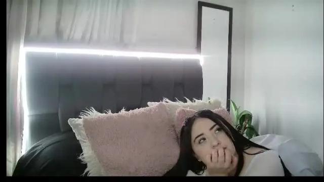 Image 12 of soy_amy69 Stream on Chaturbate on 25 days ago