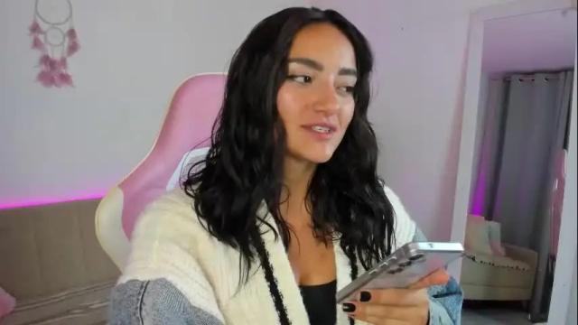 Image 7 of soyjen Stream on Chaturbate on 4 months ago