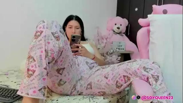 Image 4 of soyqeen Stream on Chaturbate on 27 days ago