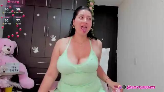 Image 2 of soyqeen Stream on Chaturbate on 26 days ago