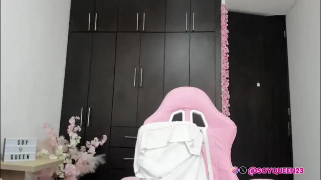 Image 4 of soyqeen Stream on Chaturbate on 2 months ago