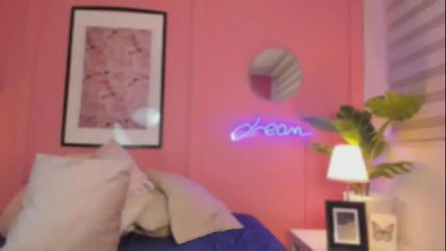 Image 10 of soysaraa_ Stream on Chaturbate on 1 month ago