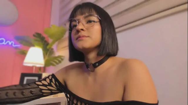 Thumbnail 2, soysaraa_'s Stream at Chaturbate, 1 month ago