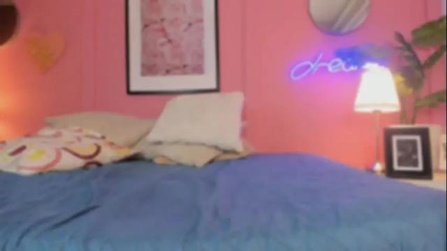 Image 12 of soysaraa_ Stream on Chaturbate on 26 days ago