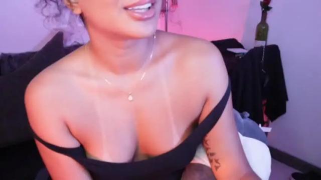 Image 6 of soytropicalfruit Stream on Chaturbate on 14 months ago