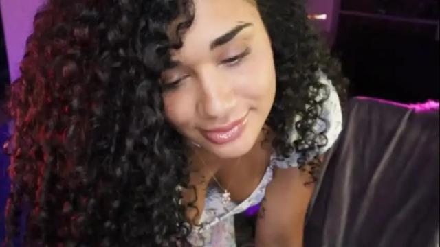 Image 7 of soytropicalfruit Stream on Chaturbate on 23 days ago