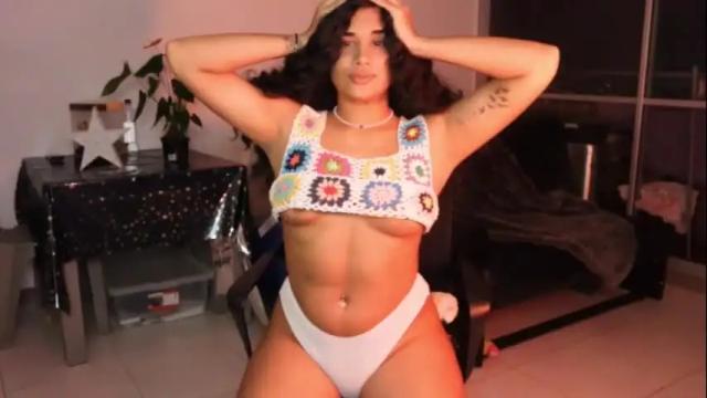 Image 6 of soytropicalfruit Stream on Chaturbate on 11 days ago