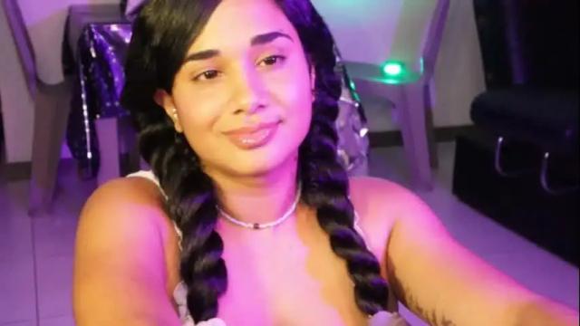 Image 11 of soytropicalfruit Stream on Chaturbate on 9 days ago
