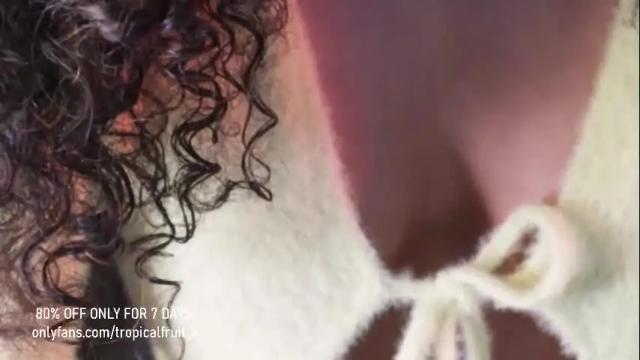 Image 4 of soytropicalfruit Stream on Chaturbate on 1 month ago