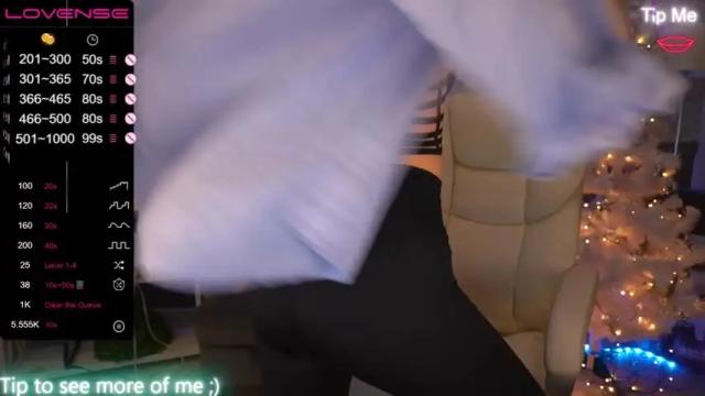 Image 10 of spaccebaby Stream on Chaturbate on 18 months ago