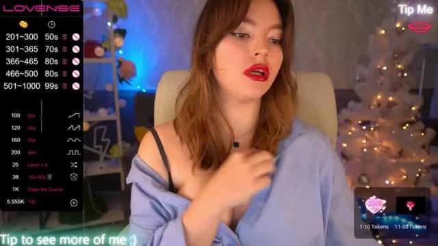 Image 12 of spaccebaby Stream on Chaturbate on 18 months ago