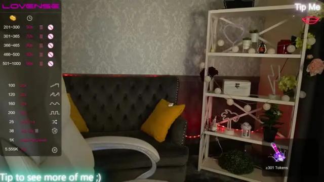 Image 7 of spaccebaby Stream on Chaturbate on 17 months ago