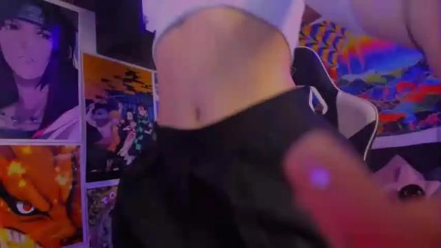 Image 2 of space__kittyy Stream on Chaturbate on 16 months ago