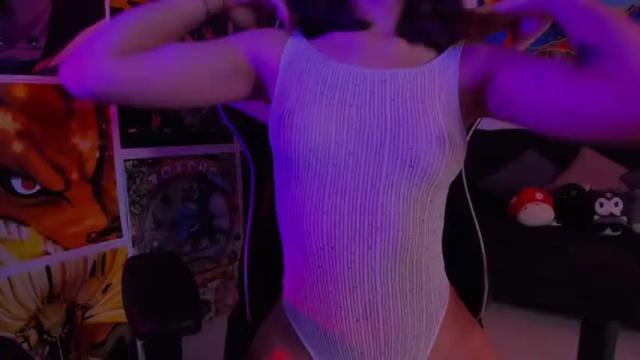 Image 8 of space__kittyy Stream on Chaturbate on 12 months ago