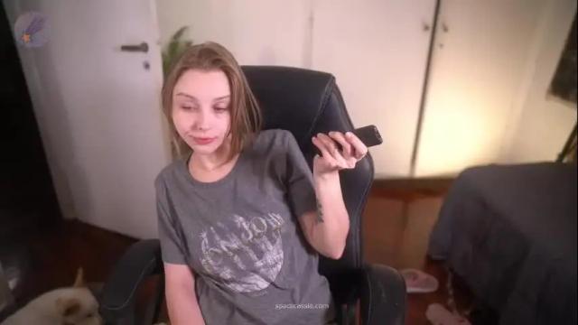 Image 6 of space_cassie Stream on Chaturbate on 3 months ago
