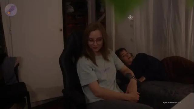 Image 2 of space_cassie Stream on Chaturbate on 3 months ago