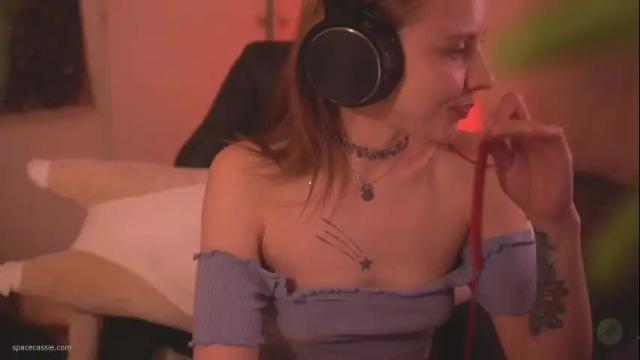 Image 12 of space_cassie Stream on Chaturbate on 2 months ago