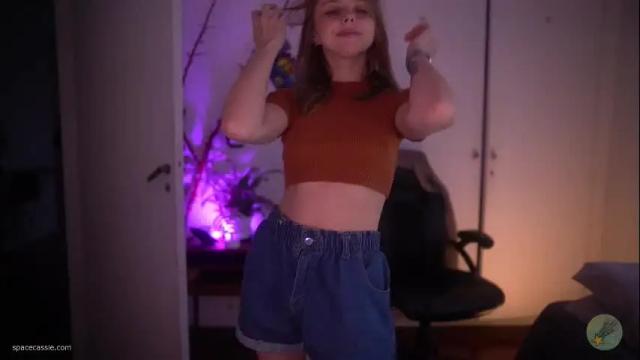 Image 3 of space_cassie Stream on Chaturbate on 2 months ago