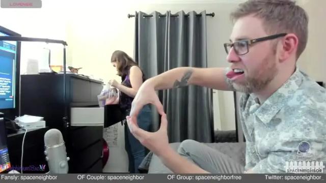 Image 2 of spaceneighbor Stream on Chaturbate on 17 months ago
