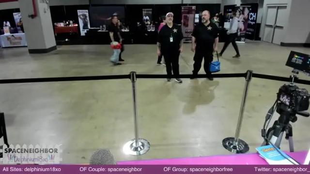 Image 2 of spaceneighbor Stream on Chaturbate on 15 months ago